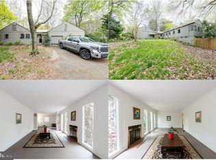 9120 Le Velle Dr, Chevy Chase, MD 20815