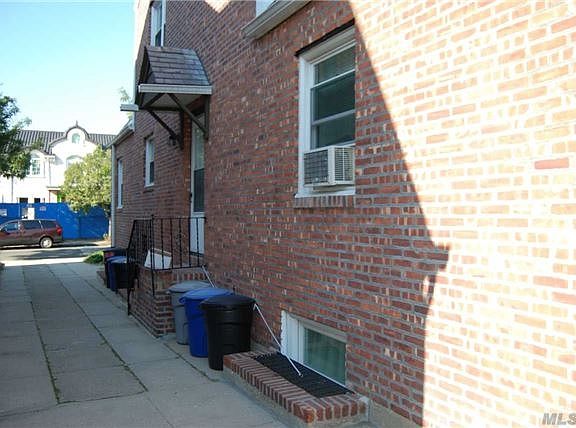 3rd image of 6447 Fitchett St