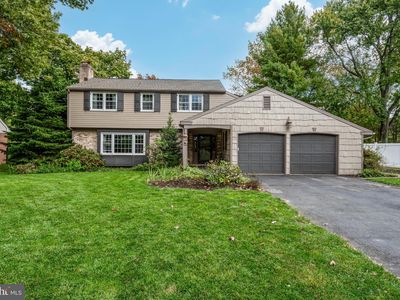 1221 Country Club Dr, Lancaster, PA, 17601