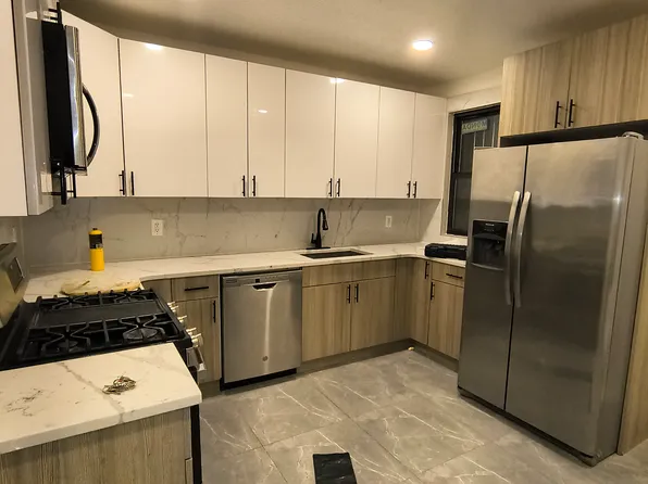 (undisclosed Address), Jamaica, NY 11433