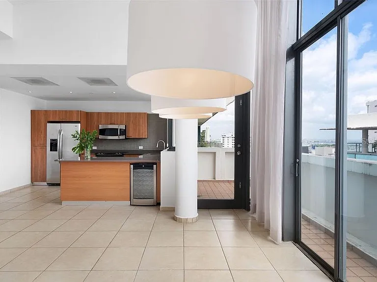 1511 Ponce De Leon Ave #Penthouse 481 — Photo 7