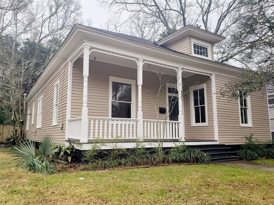 1st image of 1565 Bruister Street