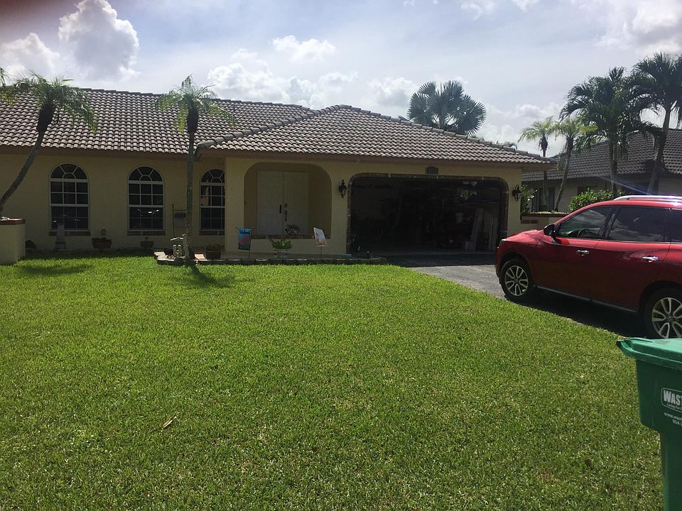 1st image of 1713 NW 112th Ter