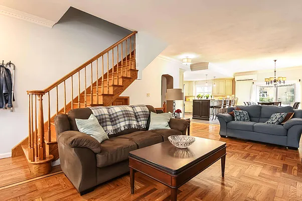 Sold by Fillmore | media 11