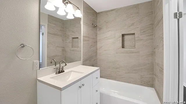 542 Thorain Blvd #1 — Photo 15