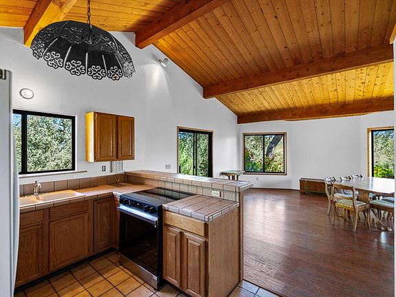 3rd image of 37840 Poppy Tree Ln