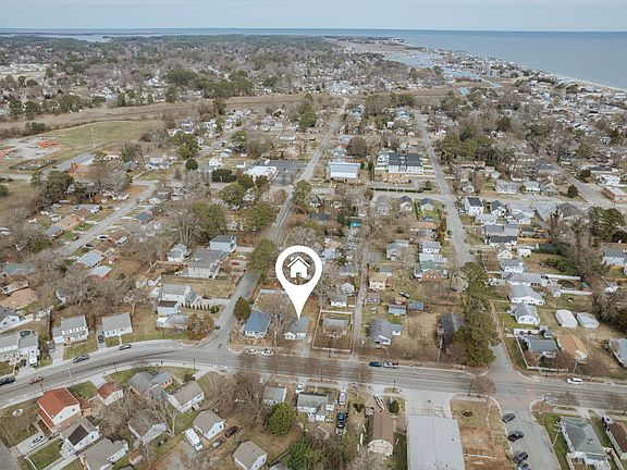 5th image of 2403 E Pembroke Ave