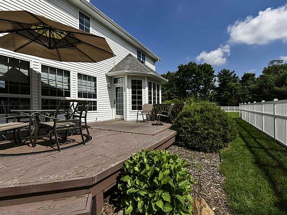 5th image of 57020 Tealwood Ct