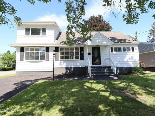 1220 Hemlock Street, Rotterdam, NY 12306