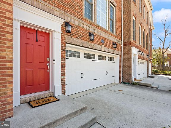 3rd image of 7897 Carbondale Way