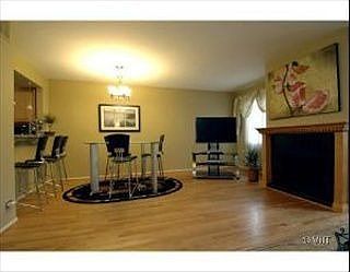 3rd image of 320 Sheridan Dr APT 1D
