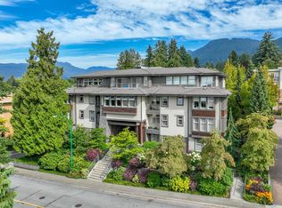 188 W 29th St #206, North Vancouver, BC V7N0A2