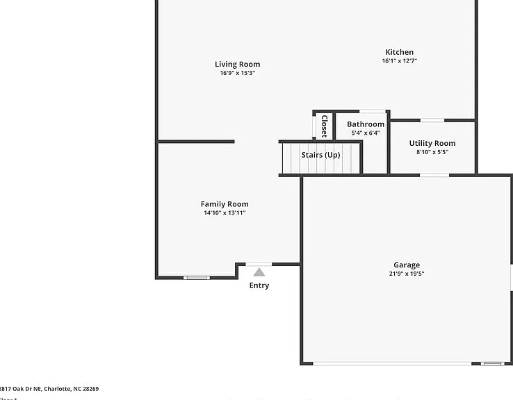 8817 Oak Dr NE — Photo 2