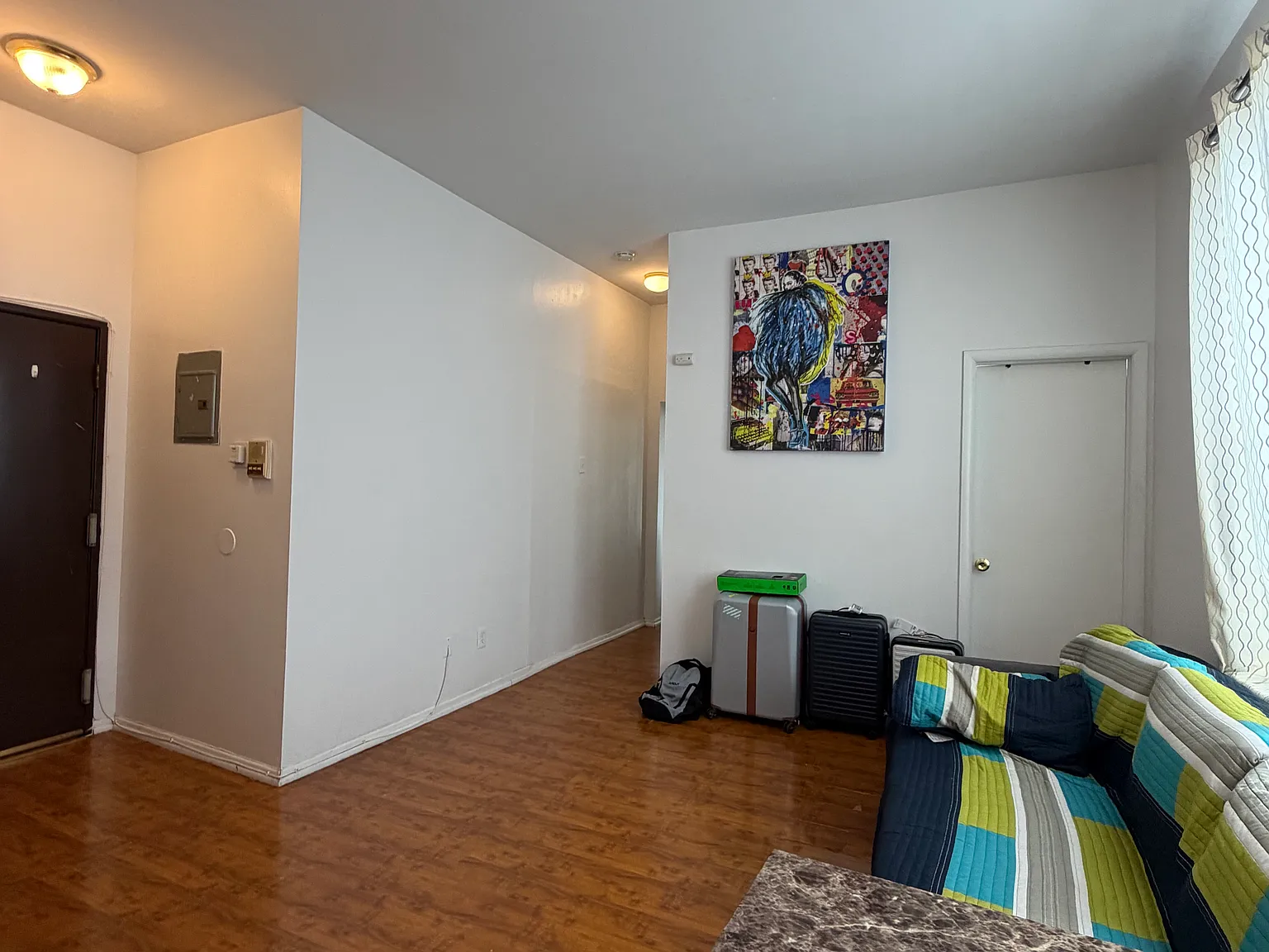 1 bed, 550 sqft, $2,100 — Photo 2
