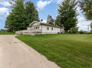 7719 W Deerfield Rd, Remus, MI 49340