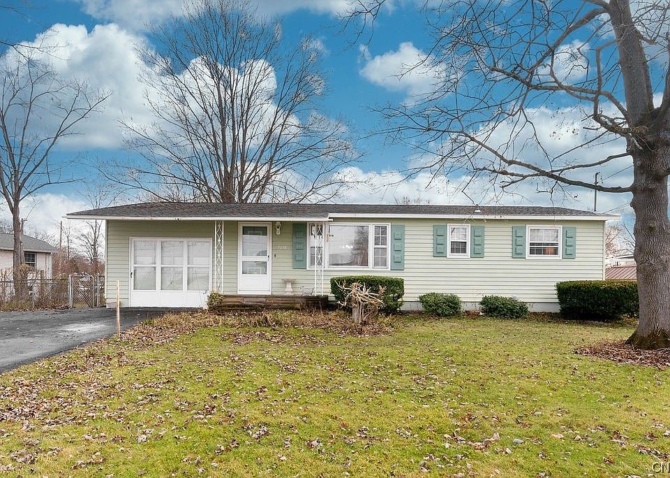 1st image of 7876 Lancewood Dr