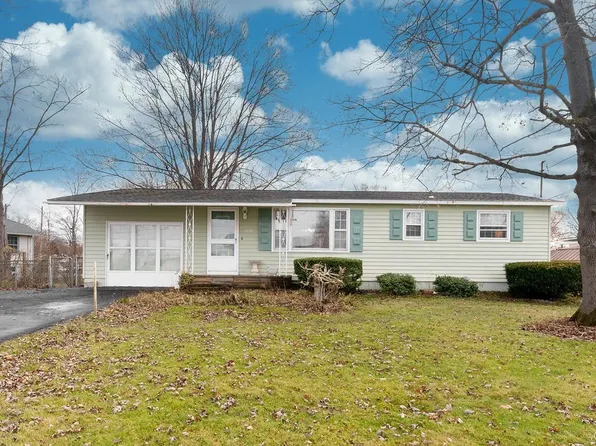 7876 Lancewood Dr, Liverpool, NY 13090