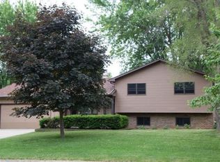 404 S Buckingham Blvd, Whitewater, WI 53190