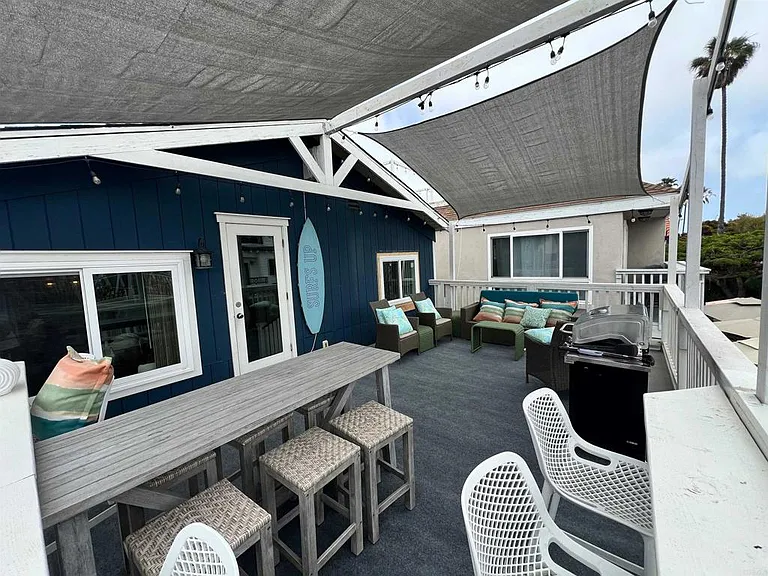 724.5 Dover Ct — Photo 3