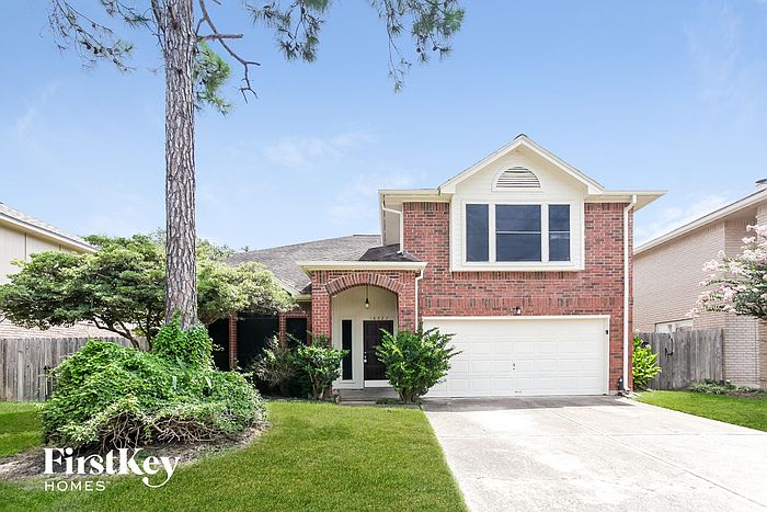 1st image of 16327 Elmwood Point Ln