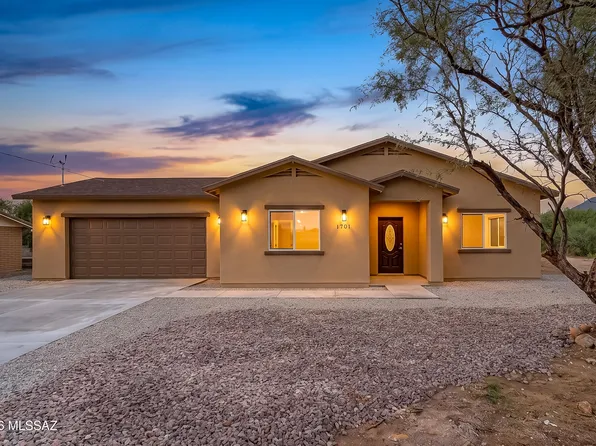 1701 Camino Jalisco, Rio Rico, AZ 85648