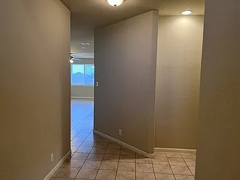 472 Copper Hill Dr — Photo 2