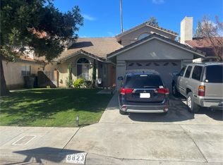 8823 N Barton Ave, Fresno, CA 93720