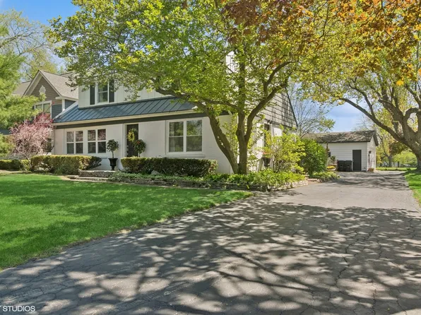 429 Grand Ave, Lake Zurich, IL 60047