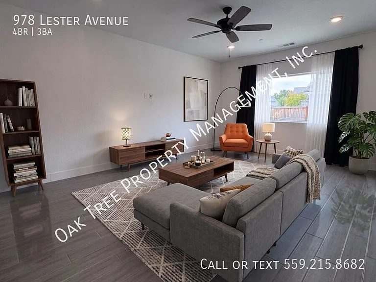 978 Lester Ave — Photo 3