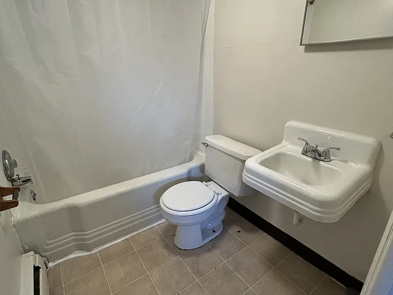 802 Bridge St #2 — Photo 6