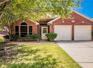 6725 Day Dr, Fort Worth, TX 76132