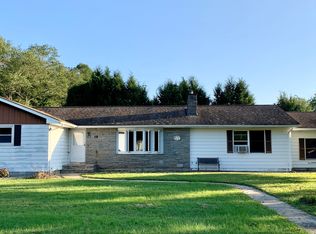 19 Davis St, Killingly, CT 06239