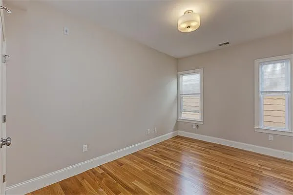 358 Meridian St #2 — Photo 7