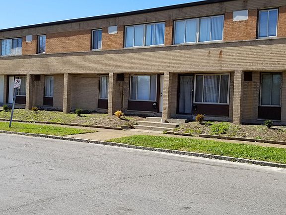 3rd image of 3746 Chippewa St