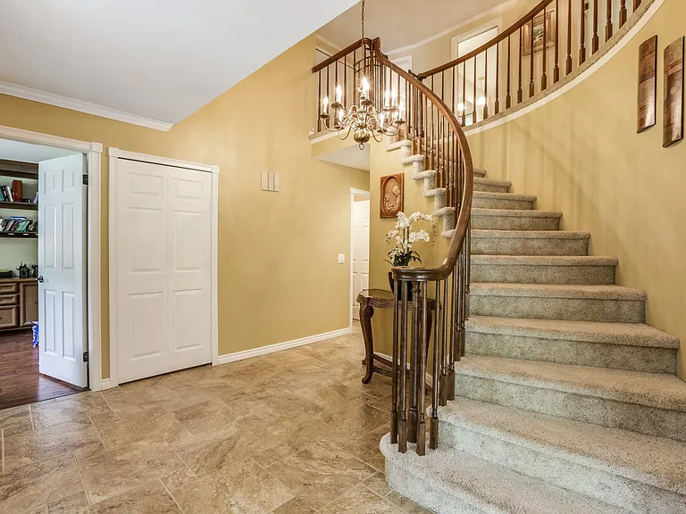 48124 Liberty Dr — Photo 28