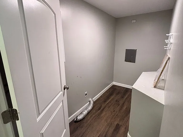 3421 Happy Acres Rd — Photo 8