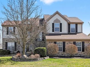 13805 Pond Bluff Dr, Belleville, MI 48111