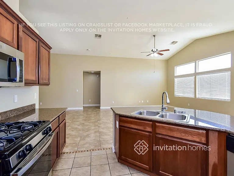 3832 Goldfield St — Photo 8