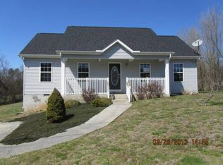 805 Harvest Meadows Dr, Kodak, TN 37764