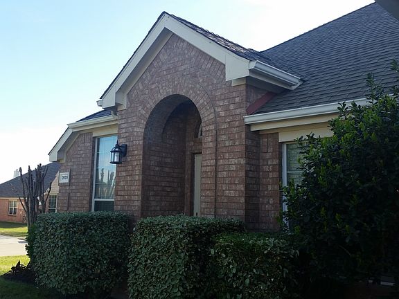 3rd image of 3101 Poplar Hill Trl