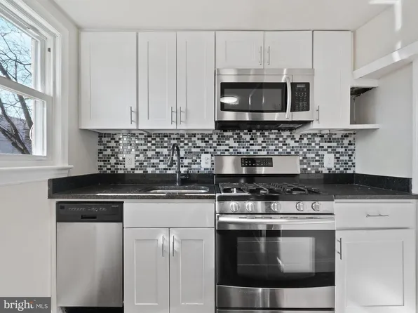 2569 Colebrooke Dr, Temple Hills, MD 20748