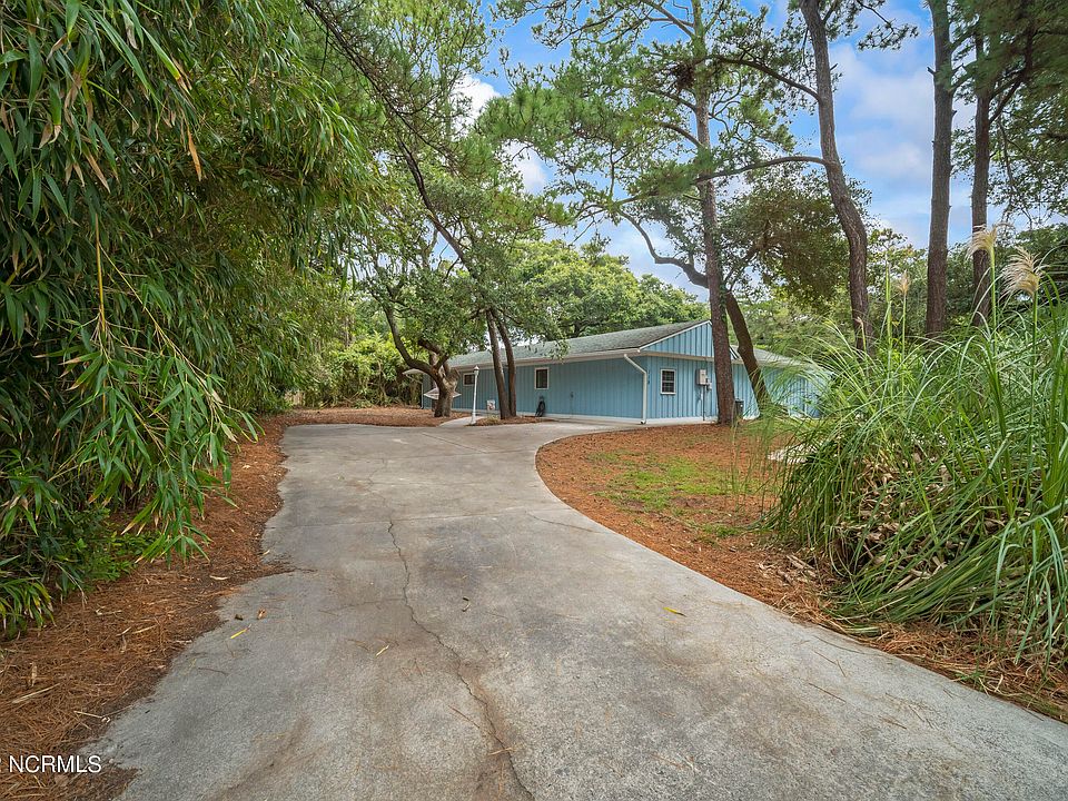 118 Holly Road, Pine Knoll Shores, NC 28512 Zillow