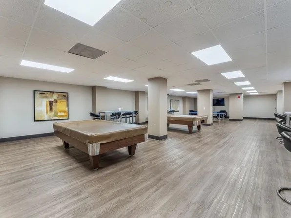 2110 Harmon Cove Tower image 45 of 50