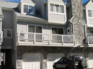 53 Garden Ct, Succasunna, NJ 07876