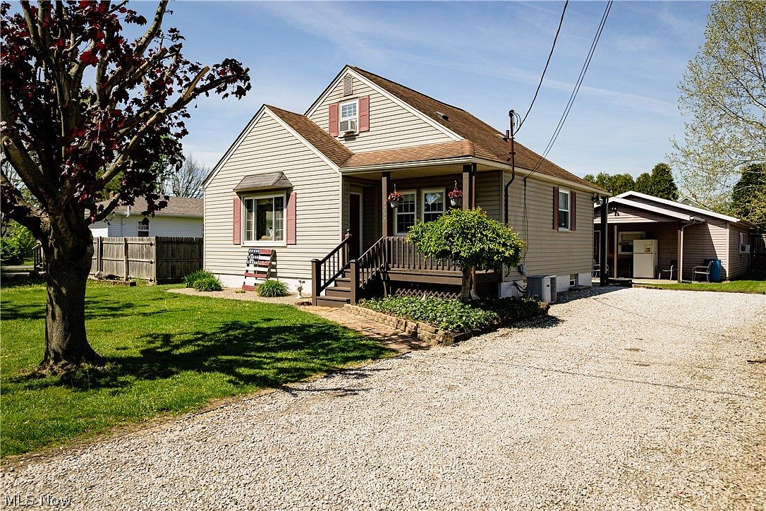 9237 Oak Ave SE, East Sparta, OH 44626 Zillow