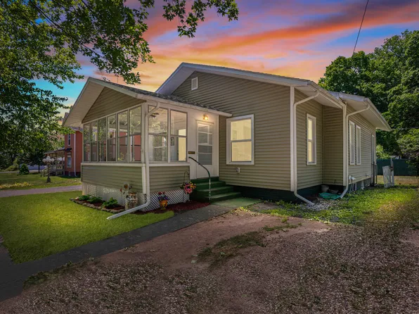 512 S Market St, Hudson, MI 49247
