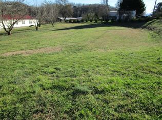 13 Brendle Ln, Franklin, NC 28734