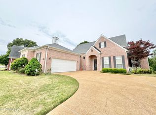 1157 Lake View Dr, Hernando, MS 38632