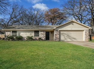 741 Lake Crest Pkwy, Azle, TX 76020