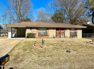 6325 Abraham Lincoln Dr, Jackson, MS 39213